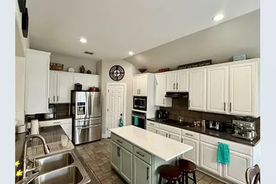 703 Fannin Lane, Mansfield, TX 76063 - Photo 8