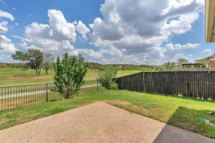 9129 Cottonwood Village Dr, Fort Worth, TX 76120 - Photo 16