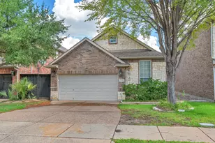 9129 Cottonwood Village Dr, Fort Worth, TX 76120 - Photo 1