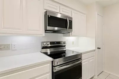 1006 Riverchase Street, Benbrook, TX 76126 - Photo 8