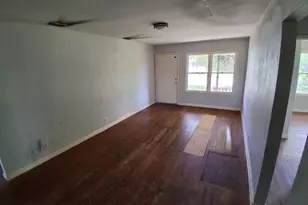4405 S Cornelia Cir, Corpus Christi, TX 78408 - Photo 6