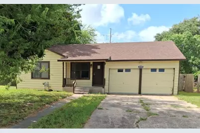 4405 S Cornelia Circle, Corpus Christi, TX 78408 - Photo 1