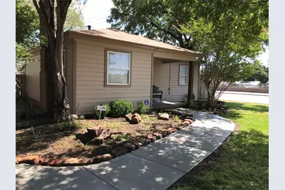 2521 Littlepage Street, Fort Worth, TX 76107 - Photo 2