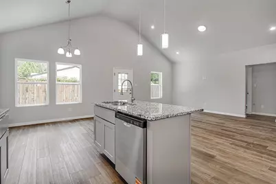 2511 Birdell Court, Fort Worth, TX 76105 - Photo 6