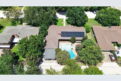 1810 S Crest, Carrollton, TX 75006 - Photo 34