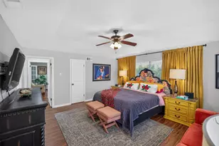 1810 S Crest, Carrollton, TX 75006 - Photo 24