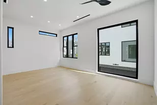 4526 Cabell Dr, Dallas, TX 75204 - Photo 8