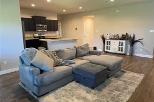 716 Griffith Pk Trl, Alvarado, TX 76009 - Photo 2
