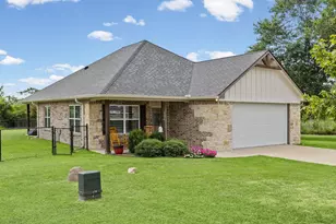 228 Mill St, Emory, TX 75440 - Photo 2