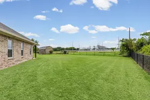 228 Mill St, Emory, TX 75440 - Photo 30