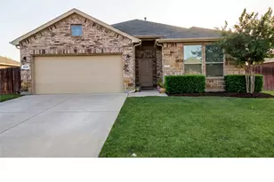 423 Regatta Ln, Azle, TX 76020 - Photo 2