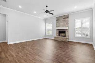 608 Joy Ct, Burleson, TX 76028 - Photo 16