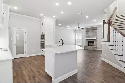 608 Joy Court, Burleson, TX 76028 - Photo 10