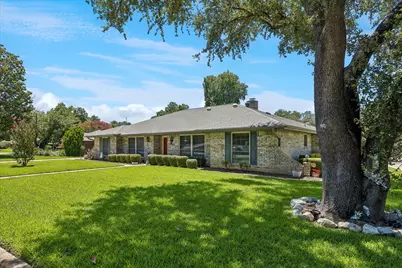 4361 Rota Circle, Fort Worth, TX 76133 - Photo 2