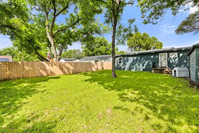 3700 Charlton Avenue, Waco, TX 76711 - Photo 16