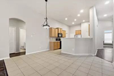 629 Lake City Drive, Lewisville, TX 75056 - Photo 8