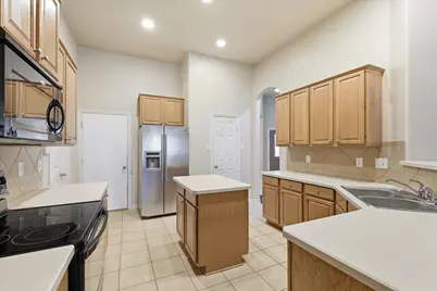 629 Lake City Drive, Lewisville, TX 75056 - Photo 18