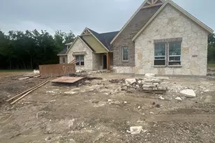 903 Carswell Ct, Van Alstyne, TX 75495 - Photo 1