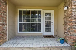 3550 Country Square Dr, Carrollton, TX 75006 - Photo 20
