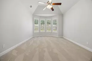 5512 Grove Cove Dr, McKinney, TX 75071 - Photo 10