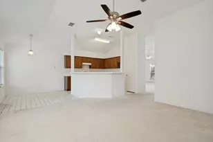 10805 Pebblecreek Ct, Benbrook, TX 76126 - Photo 8