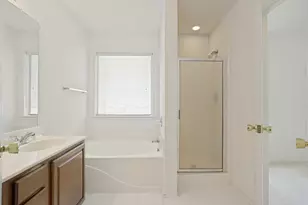10805 Pebblecreek Ct, Benbrook, TX 76126 - Photo 14