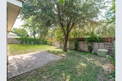 10805 Pebblecreek Court, Benbrook, TX 76126 - Photo 22
