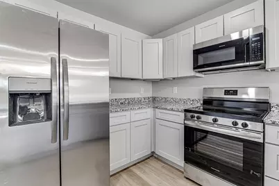 406 Grand Avenue, Fort Worth, TX 76164 - Photo 18