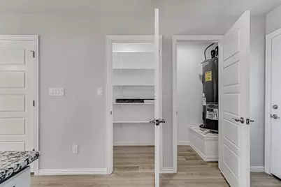 406 Grand Avenue, Fort Worth, TX 76164 - Photo 20