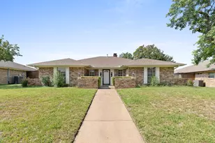 2001 Papeete Dr, Plano, TX 75075 - Photo 1