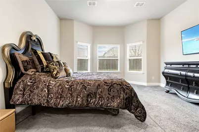 208 Burberry Drive, Grand Prairie, TX 75052 - Photo 10