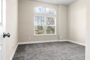 208 Burberry Dr, Grand Prairie, TX 75052 - Photo 14