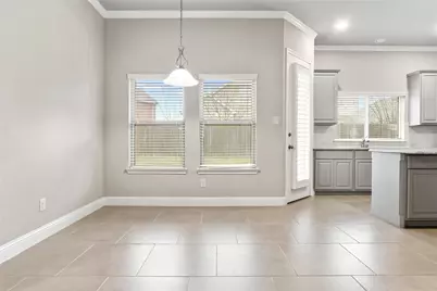 208 Burberry Drive, Grand Prairie, TX 75052 - Photo 6