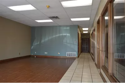 8602 Wesley Street #Suite 100, Greenville, TX 75402 - Photo 4