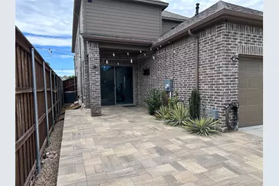2200 7th Avenue, Flower Mound, TX 75028 - Photo 2
