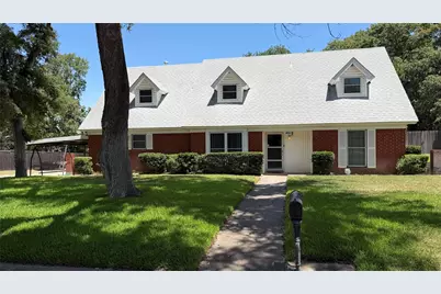 401 Glenhaven Drive, Azle, TX 76020 - Photo 1