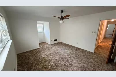 401 Glenhaven Drive, Azle, TX 76020 - Photo 12