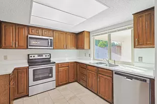 338 Edgewood Dr, Coppell, TX 75019 - Photo 6