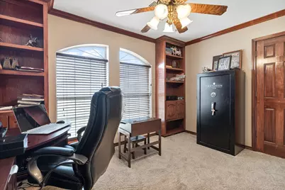 685 W Line Road, Whitesboro, TX 76273 - Photo 22