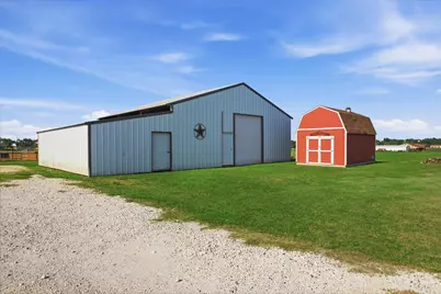 685 W Line Road, Whitesboro, TX 76273 - Photo 32