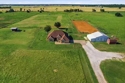 685 W Line Road, Whitesboro, TX 76273 - Photo 36