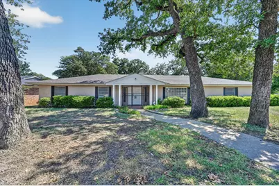 7200 Ellis Road, Fort Worth, TX 76112 - Photo 1