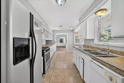 7200 Ellis Road, Fort Worth, TX 76112 - Photo 14