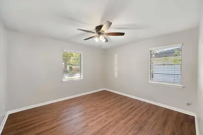 902 N 23 1/2 Street, Corsicana, TX 75110 - Photo 18