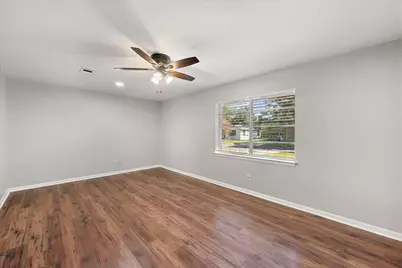 902 N 23 1/2 Street, Corsicana, TX 75110 - Photo 6