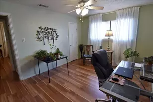 1309 San Marcos Dr, Arlington, TX 76012 - Photo 12