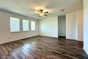 8000 Blue Heron Ln, McKinney, TX 75071 - Photo 4