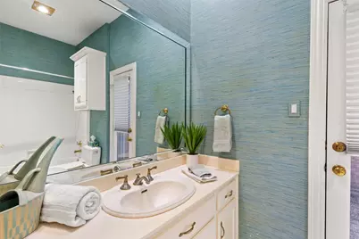 8644 Breakers Point, Dallas, TX 75243 - Photo 10