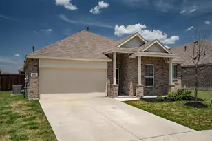 2005 Eucalyptus Ave, Royse City, TX 75189 - Photo 2