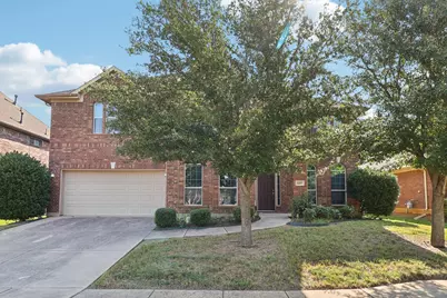6207 Weaver Drive, Arlington, TX 76001 - Photo 2